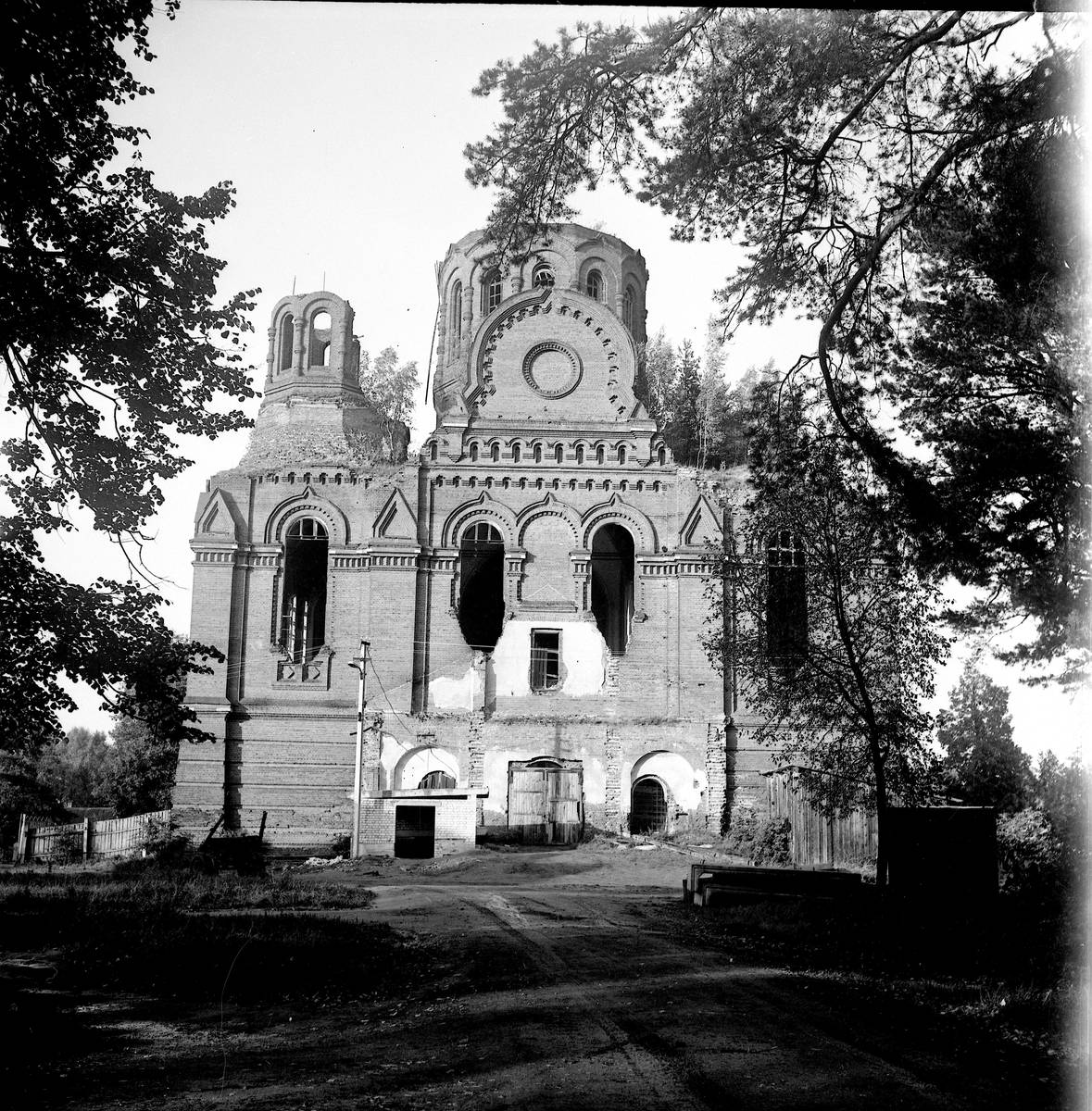 фасады. Ильинский Троицкий монастырь. Собор Троицы Живоначальной, Ромашкино (Кимрский район и г. Кимры, Тверская область)