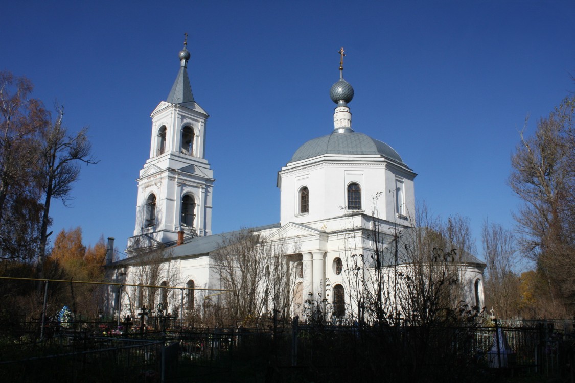 Понизовье (Воскресенский погост). Церковь Воскресения Христова. фасады