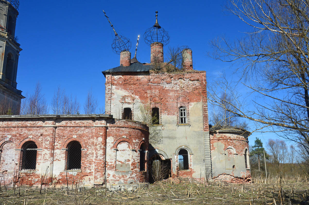 Церковь Воскресения Христова, Стоянцы (Кимрский район и г. Кимры, Тверская область). архитектурные детали