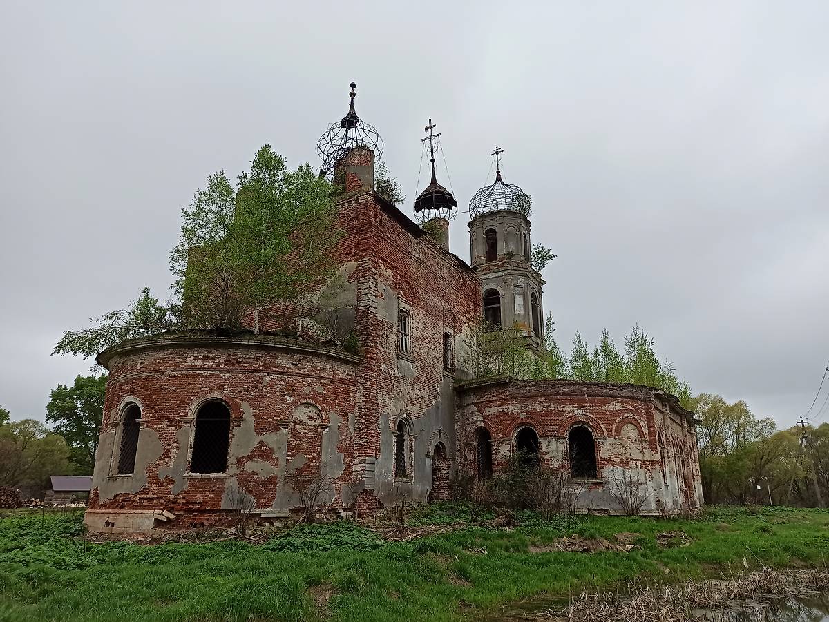 фасады. Церковь Воскресения Христова, Стоянцы (Кимрский район и г. Кимры, Тверская область)