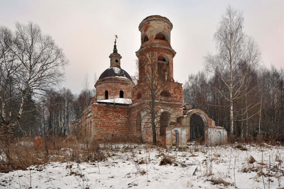 Пухлима. Церковь Николая Чудотворца. общий вид в ландшафте, Вид с северо-запада