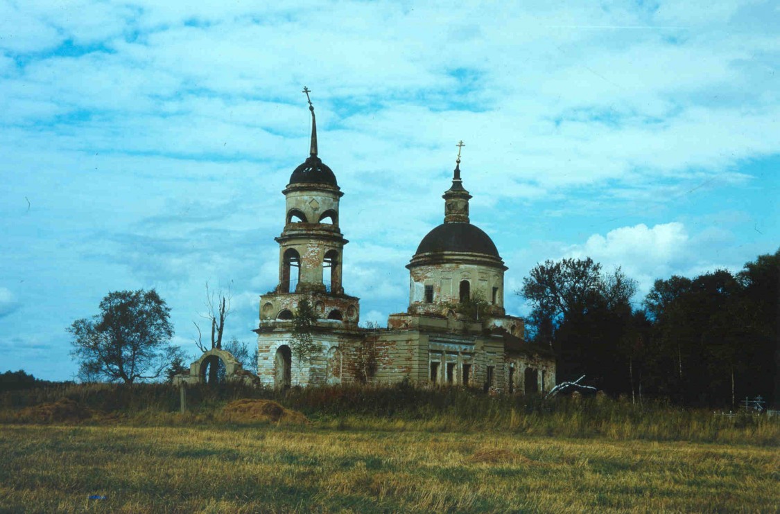 Пухлима. Церковь Николая Чудотворца. фасады, 1994