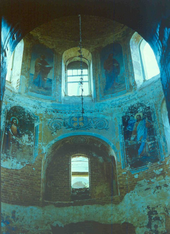 Пухлима. Церковь Николая Чудотворца. интерьер и убранство, 1994