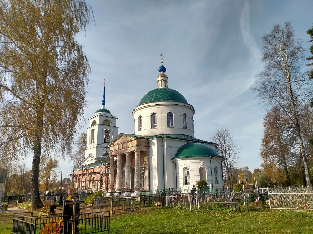 Церковь Троицы Живоначальной, Крутец (Конаковский район, Тверская область). фасады