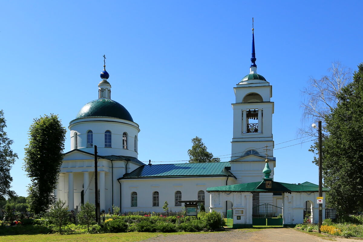 Церковь Троицы Живоначальной, Крутец (Конаковский район, Тверская область). фасады