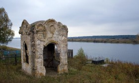 Бор. Часовня-усыпальница Васильчиковых