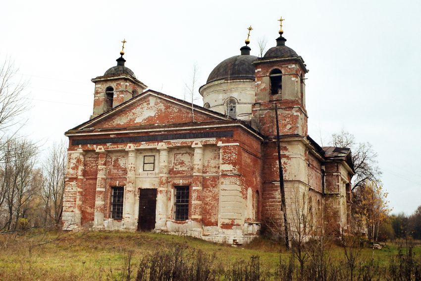 Печетово. Церковь Димитрия Солунского. фасады