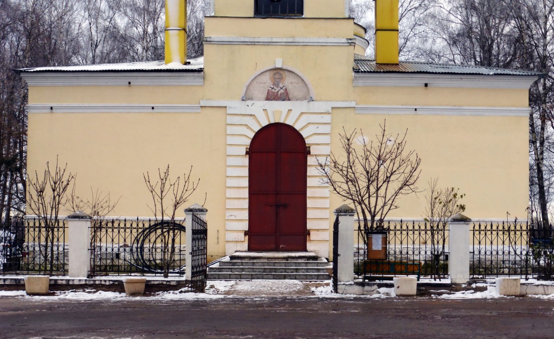 Каюрово. Церковь Николая Чудотворца. фасады