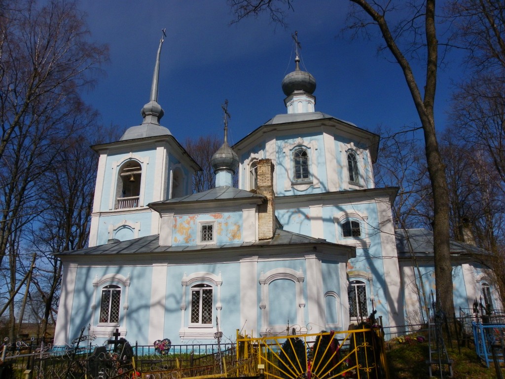 Павы. Церковь Покрова Пресвятой Богородицы. фасады