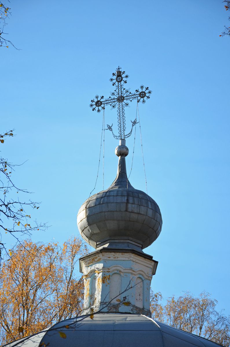 Церковь Покрова Пресвятой Богородицы, Павы (Порховский район, Псковская область). архитектурные детали
