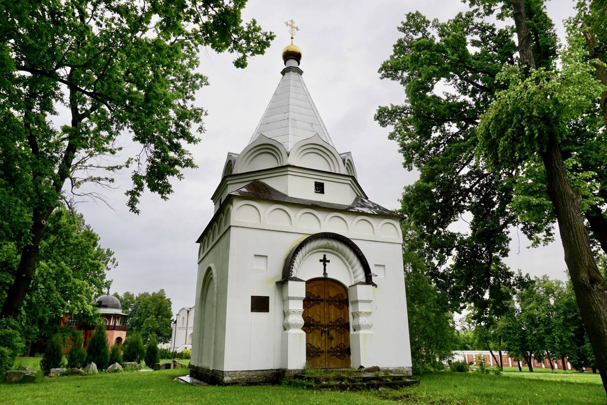Николо-Угрешский монастырь. Церковь Страстей Господних, Дзержинский (Люберецкий городской округ, гг. Лыткарино, Котельники, Московская область). фасады