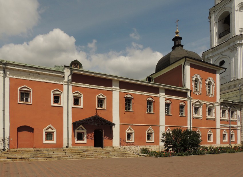 Николо-Угрешский монастырь. Церковь Успения Пресвятой Богородицы, Дзержинский (Люберецкий городской округ, гг. Лыткарино, Котельники, Московская область). фасады