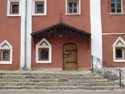 Николо-Угрешский монастырь. Церковь Успения Пресвятой Богородицы, Крыльцо южного фасада<br>, Дзержинский, Люберецкий городской округ, гг. Лыткарино, Котельники, Московская область