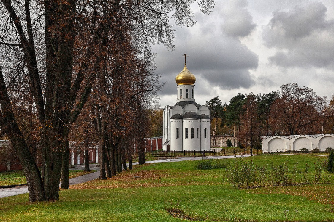 Дзержинский. Николо-Угрешский монастырь. Церковь Пимена Угрешского. фасады