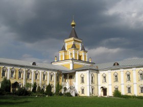 Дзержинский. Николо-Угрешский монастырь. Церковь иконы Божией Матери 