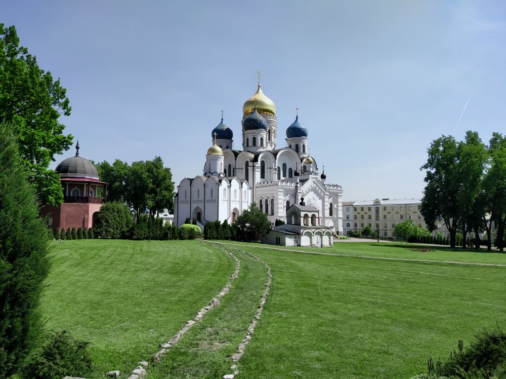 Дзержинский. Николо-Угрешский монастырь. Собор Спаса Преображения. фасады