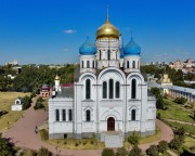 Николо-Угрешский монастырь. Собор Преображения Господня, С высоты вид с юга<br>, Дзержинский, Люберецкий городской округ, гг. Лыткарино, Котельники, Московская область