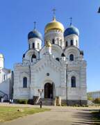 Дзержинский. Николо-Угрешский монастырь. Собор Преображения Господня
