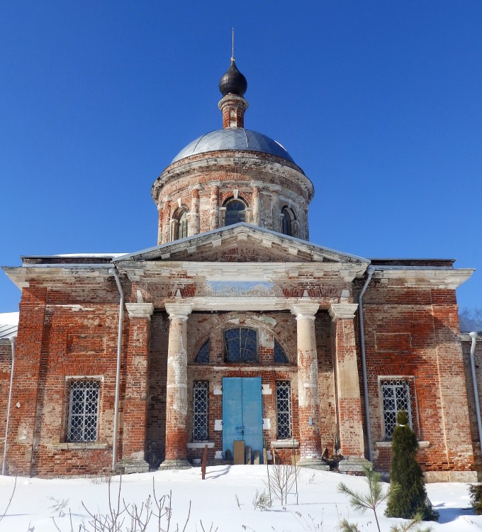 Старая Хотча. Воскресения Словущего церковь. фасады