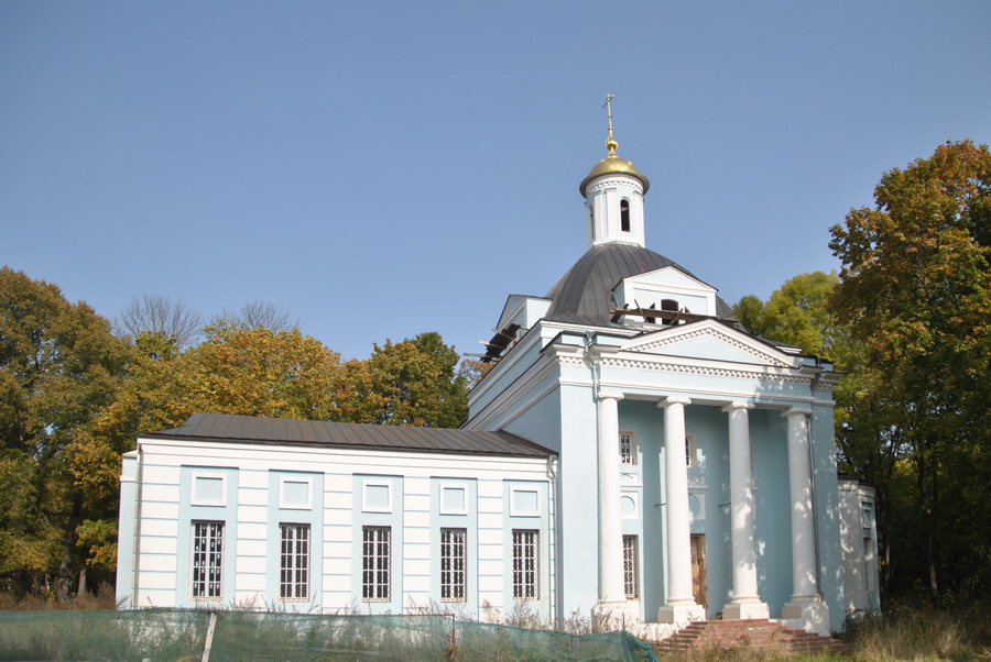Церковь Введения во храм Пресвятой Богородицы, Красное Тургенево (Чернский район, Тульская область). фасады