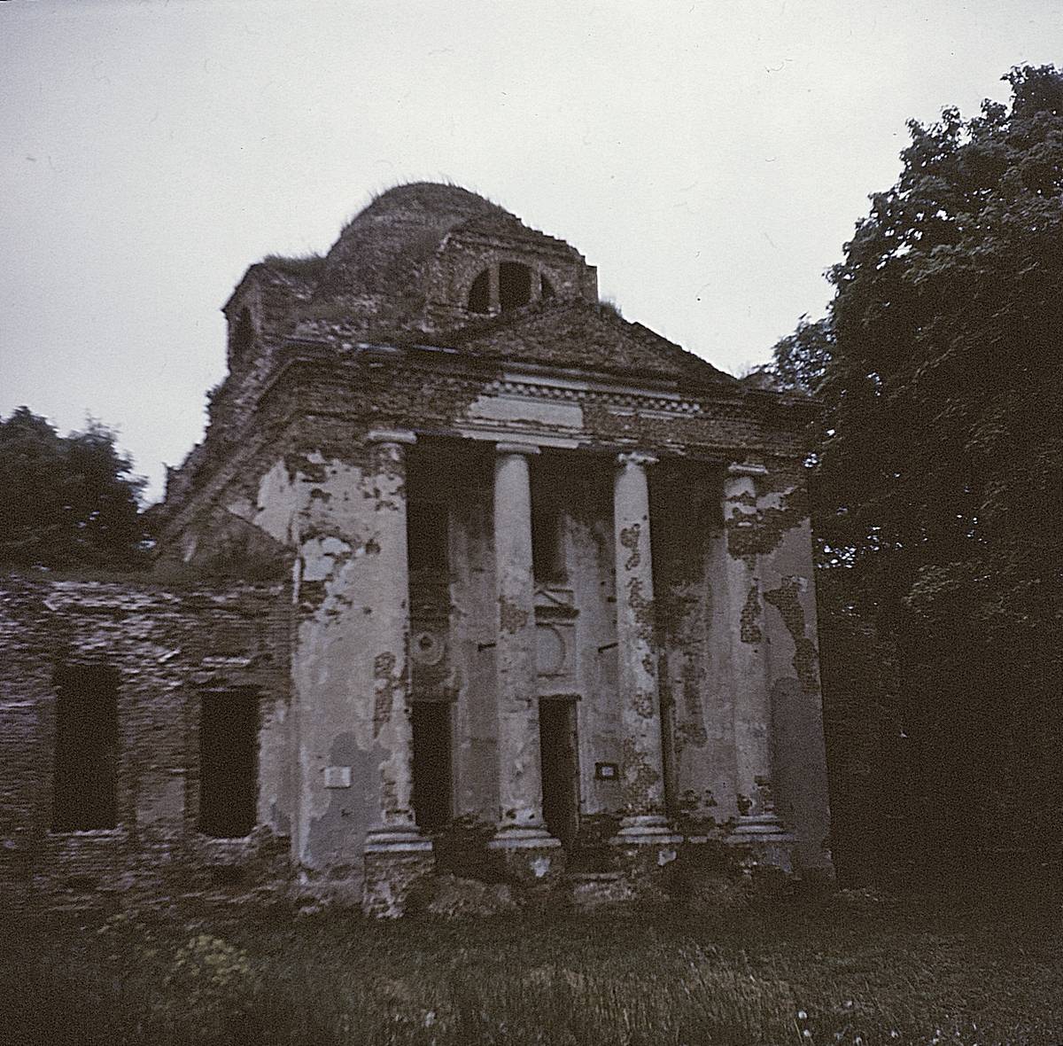 архитектурные детали. Церковь Введения во храм Пресвятой Богородицы, Красное Тургенево (Чернский район, Тульская область)
