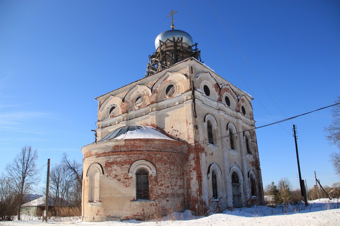 Старобислово. Церковь Воздвижения Креста Господня. фасады