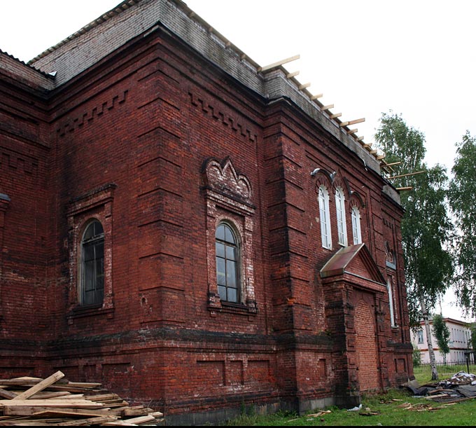 Церковь Александра Невского, Окуловка (Окуловский район, Новгородская область). архитектурные детали, Вид на северный фасад