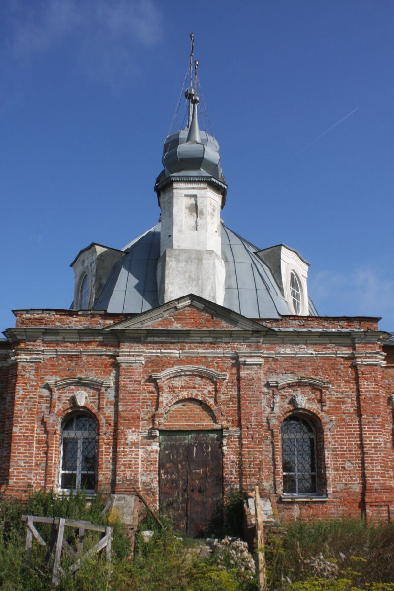 Церковь Троицы Живоначальной, Красное (Сапожковский район, Рязанская область). архитектурные детали