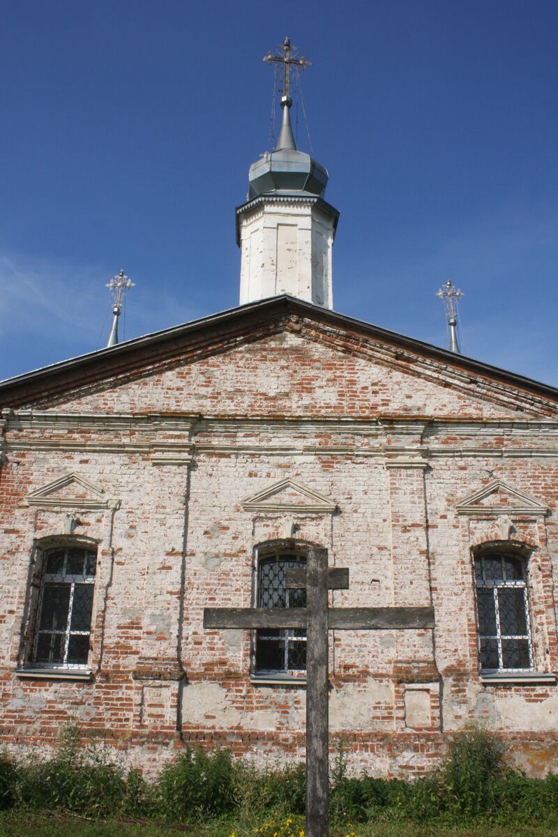 Церковь Троицы Живоначальной, Красное (Сапожковский район, Рязанская область). архитектурные детали