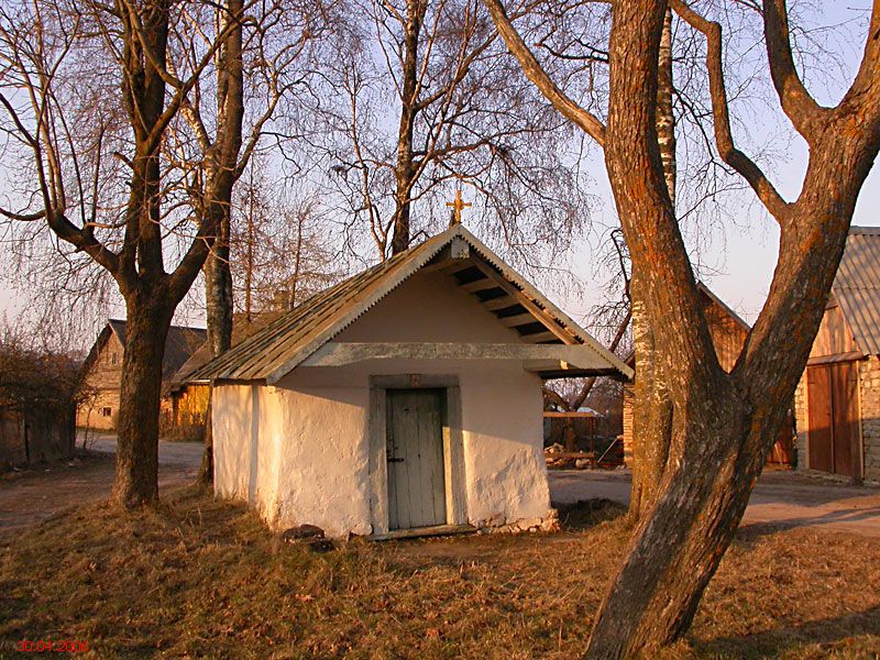 Часовня Троицы Живоначальной, Изборск (Печорский район, Псковская область). фасады