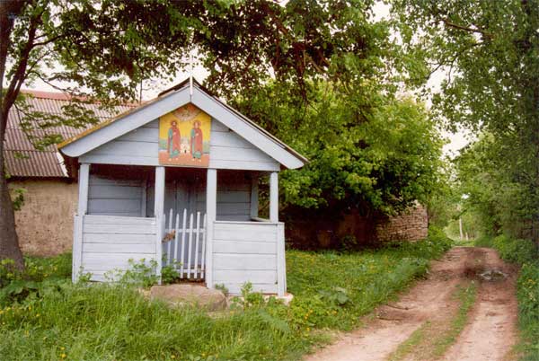 Часовня Флора и Лавра, Малы (Печорский район, Псковская область). фасады