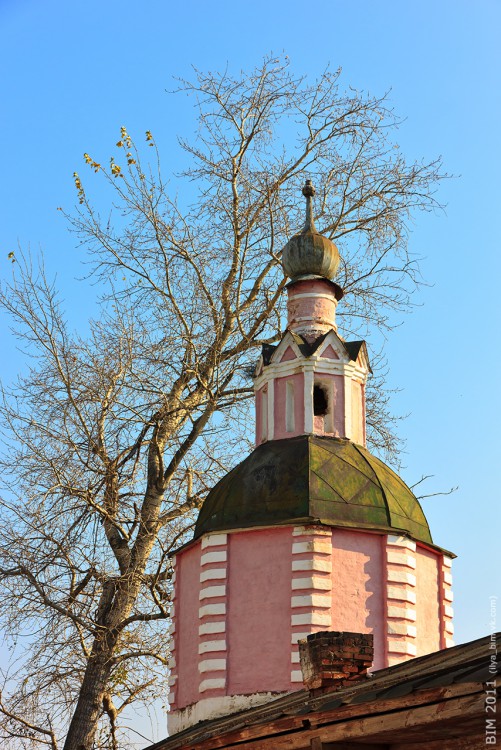 Суздаль. Ризоположенский монастырь. Неизвестная часовня. архитектурные детали