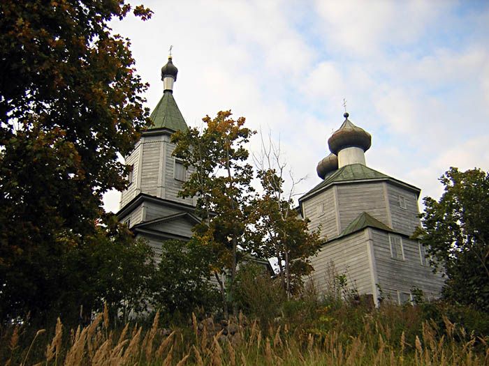 Теребени. Церковь Воскресения Словущего. фасады