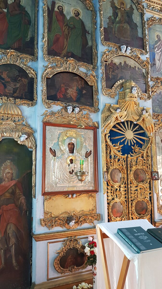 Церковь Воскресения Словущего, Теребени (Опочецкий район, Псковская область). интерьер и убранство, Убранство