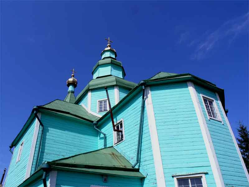 Церковь Сошествия Святого Духа, Плиссы (Невельский район, Псковская область). архитектурные детали
