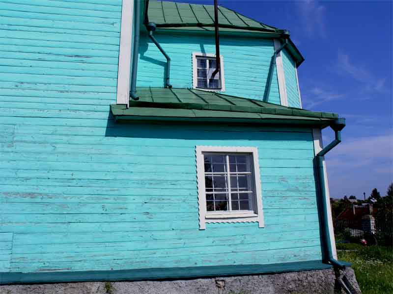 Церковь Сошествия Святого Духа, Плиссы (Невельский район, Псковская область). архитектурные детали
