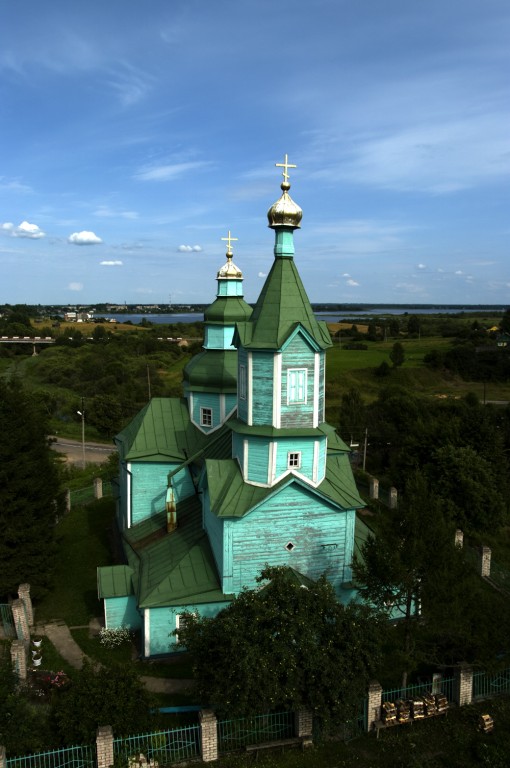 Церковь Сошествия Святого Духа, Плиссы (Невельский район, Псковская область). фасады
