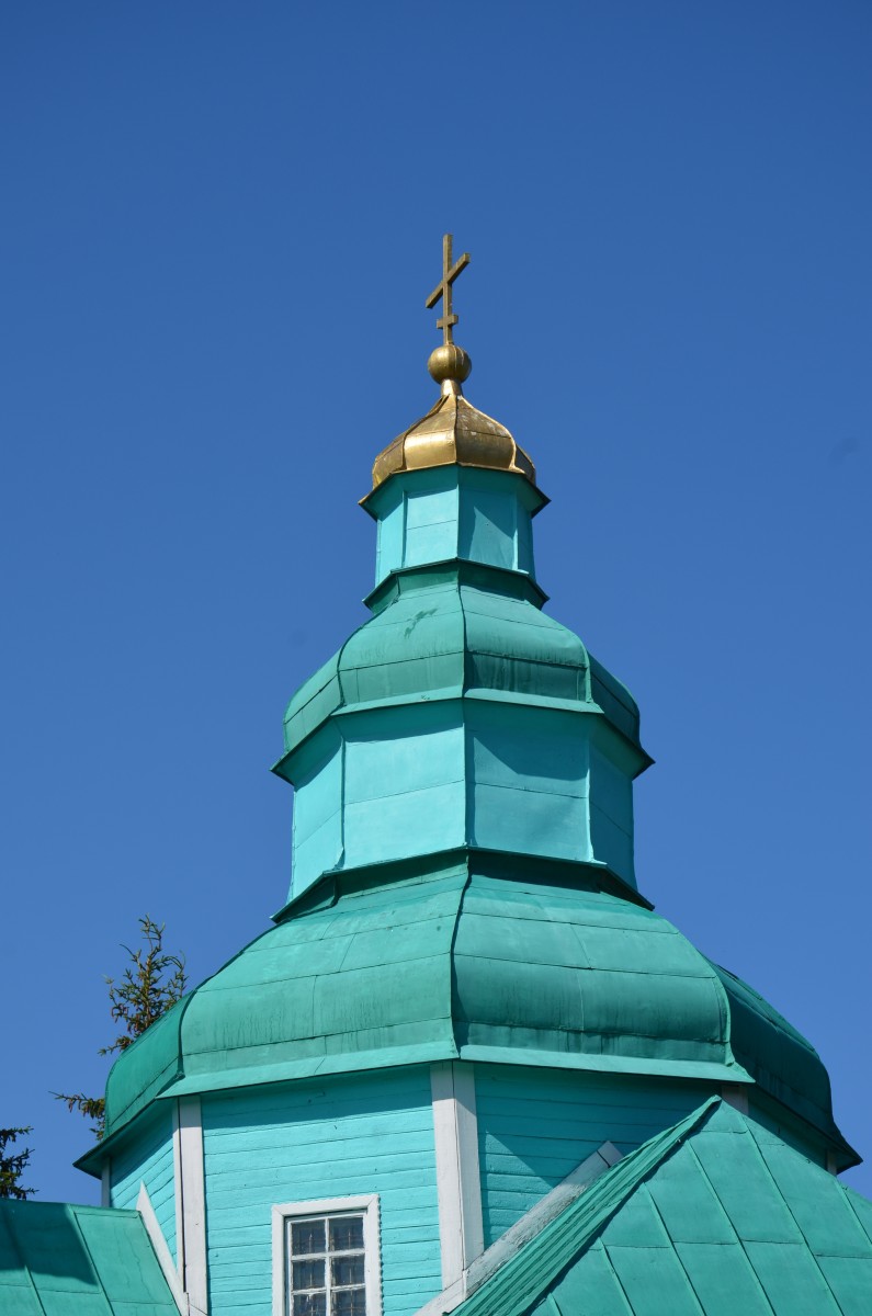 Церковь Сошествия Святого Духа, Плиссы (Невельский район, Псковская область). архитектурные детали