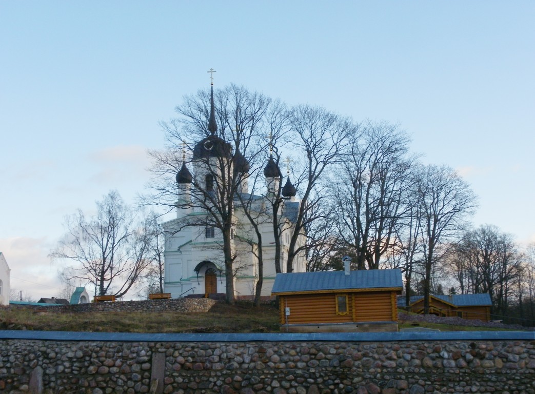 Творожково. Троицкий Творожковский монастырь. общий вид в ландшафте