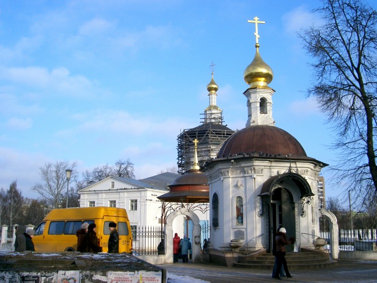 Орёл. Часовня Всех Святых при соборе Богоявления Господня. фасады, Накладезная часовня во имя Всех Святых.