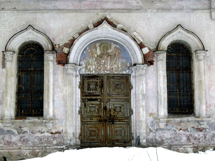 Церковь Георгия Победоносца, Подтеребово (Клинский городской округ, Московская область). архитектурные детали