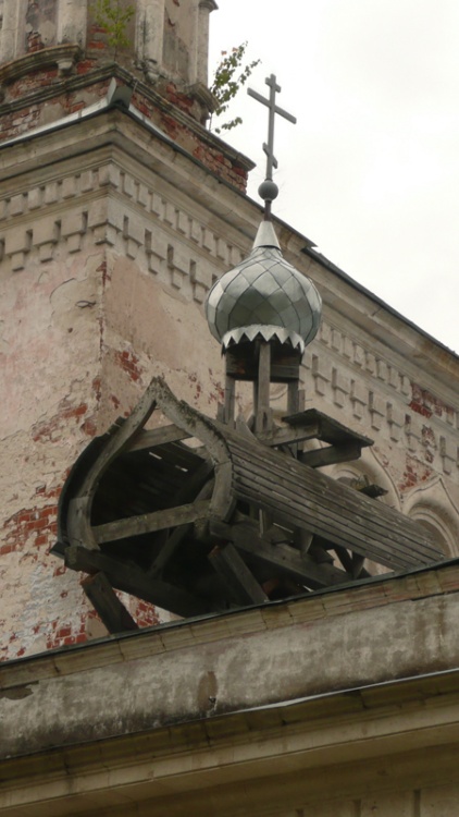 Церковь Георгия Победоносца, Подтеребово (Клинский городской округ, Московская область). архитектурные детали