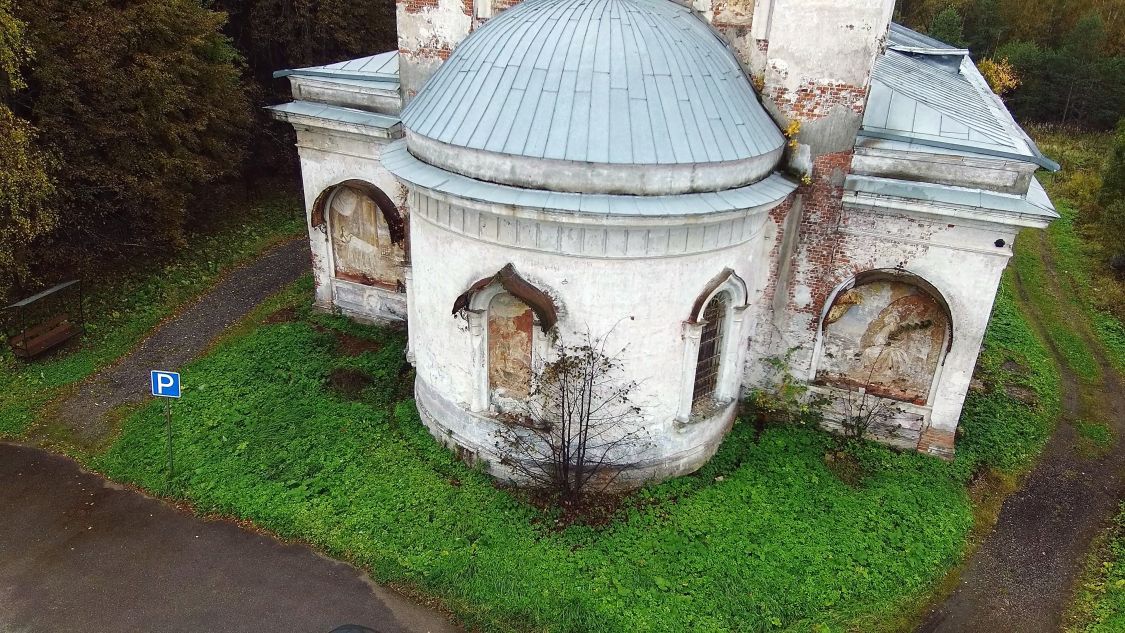 Церковь Георгия Победоносца, Подтеребово (Клинский городской округ, Московская область). архитектурные детали