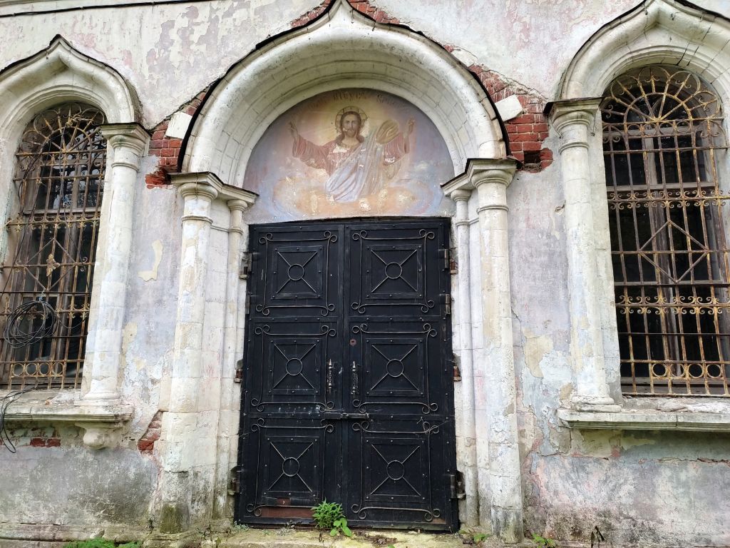 Церковь Георгия Победоносца, Подтеребово (Клинский городской округ, Московская область). архитектурные детали