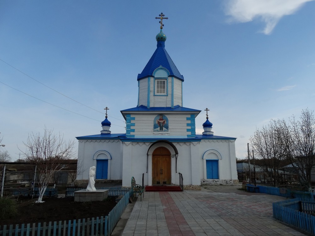 Студенцы. Церковь Покрова Пресвятой Богородицы. фасады