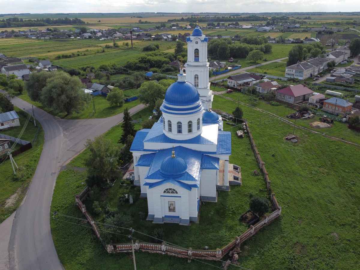 Церковь Троицы Живоначальной, Красный Бор (Шатковский район, Нижегородская область). фасады