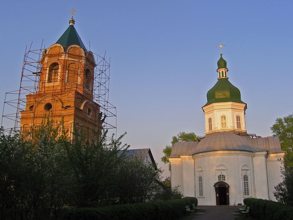 Введенский женский монастырь, Нежин (Нежинский район, Украина, Черниговская область). фасады