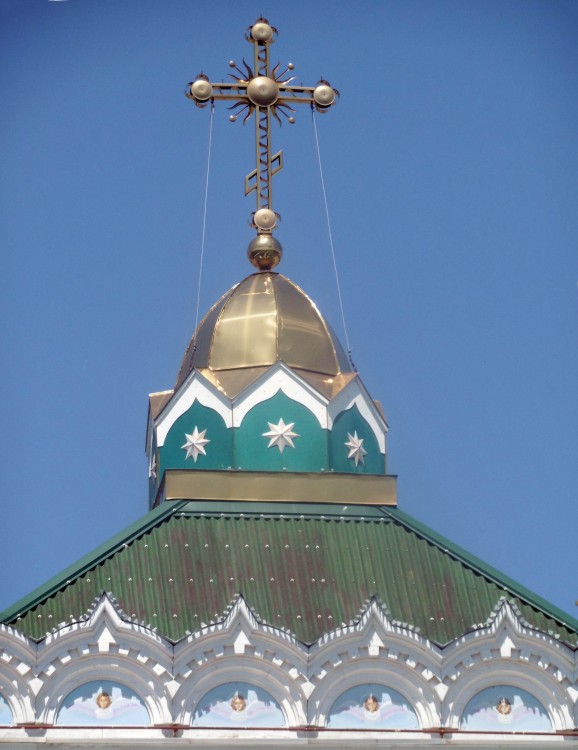 Церковь Екатерины на Архиерейском подворье, Феодосия (Феодосия, город, Республика Крым). архитектурные детали, Навершие часовни Ксении Петербургской