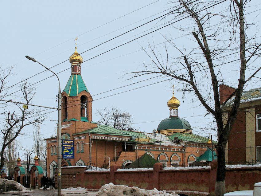 Церковь Серафима Саровского, Саратов (Саратов, город, Саратовская область). общий вид в ландшафте