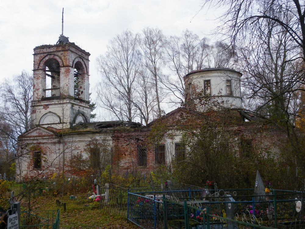 Боровно. Церковь Михаила Архангела. фасады